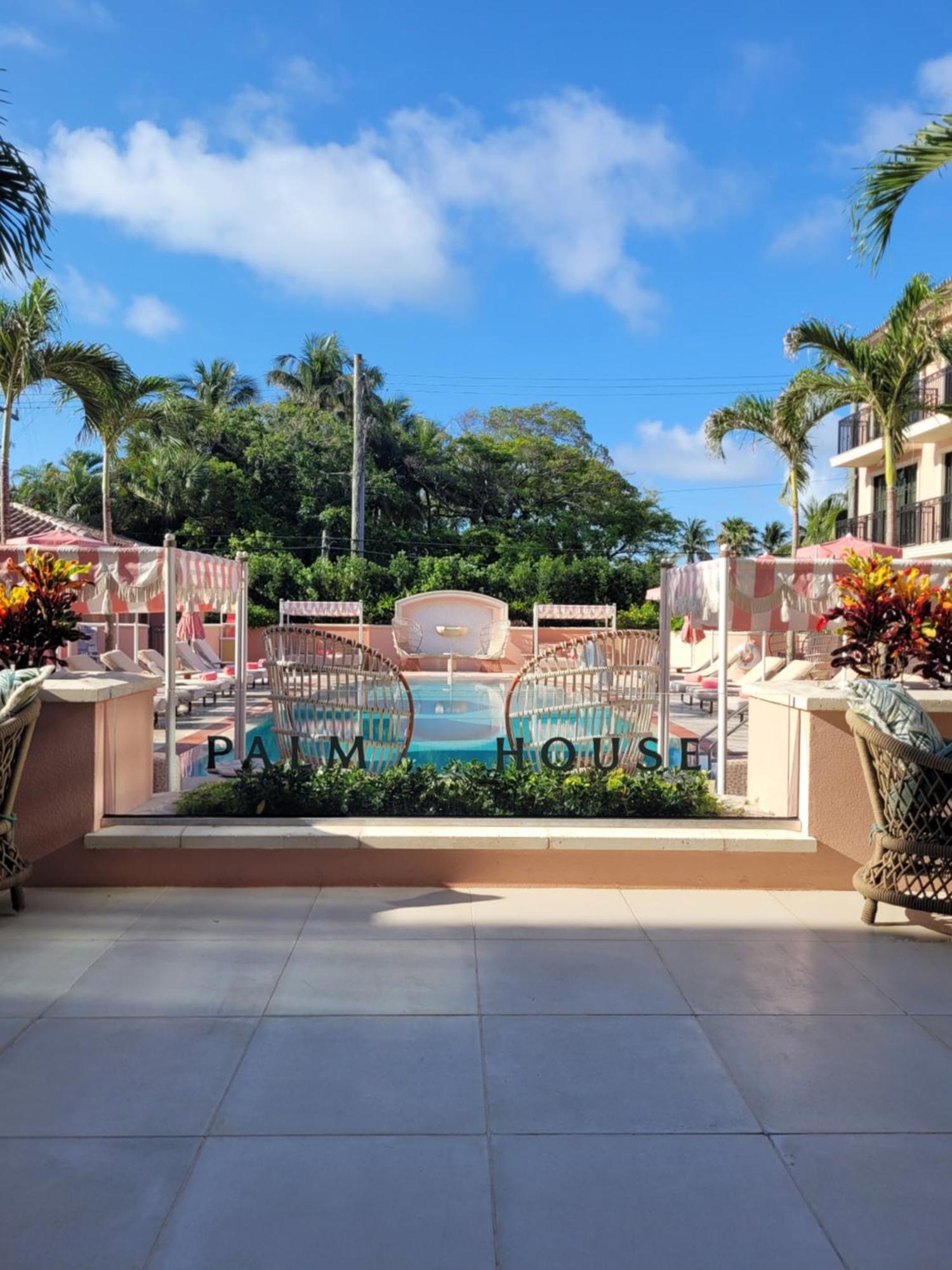 Palm House Hotel Palm Beach Esterno foto
